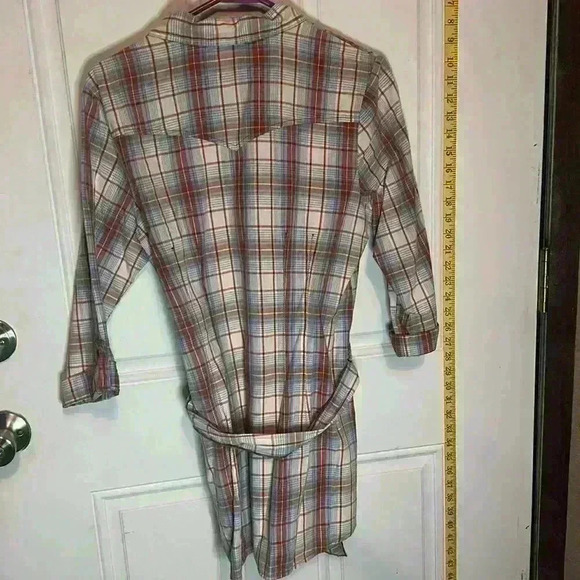 Women's 3/4 length sleeve cotton Plaid shirt with cute tie belt - Picture 3 of 3